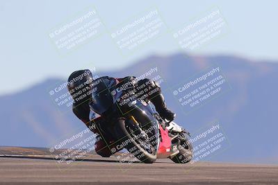 media/Nov-06-2023-Moto Forza (Mon) [[ce023d0744]]/3-Intermediate Group/Session 5 (Turn 9)/